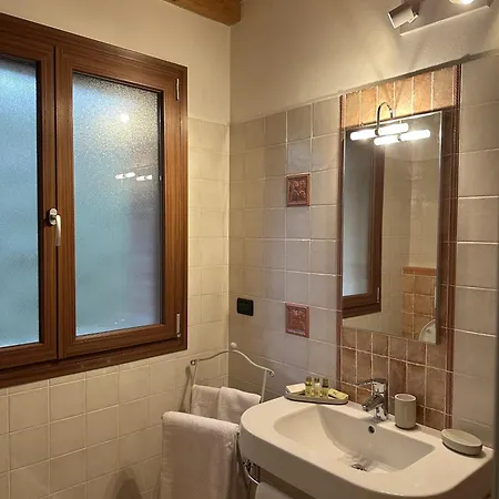 La Collina Degli Ulivi Bed & Breakfast